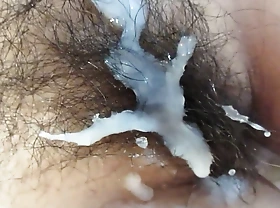 Perishable PUSSY CUMSHOT