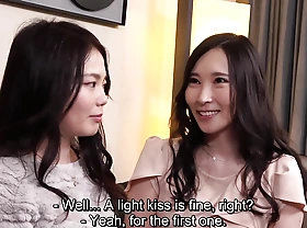 Japanese dam friends come out together and make lesbian love